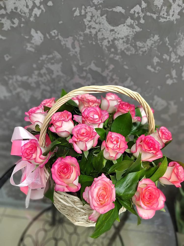 Цветочная композиция из Розы в корзине в Новосолдатке