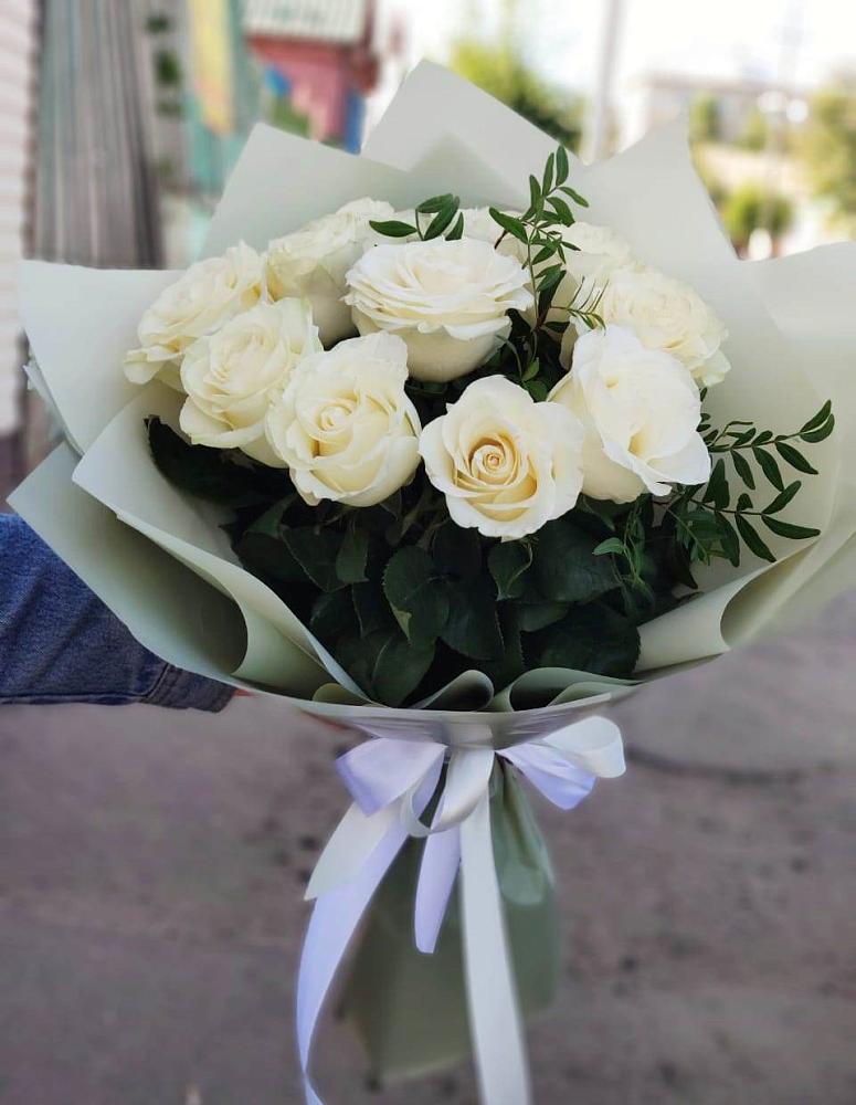 Букет Белые розы Проуд в Новосолдатке