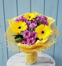 Букет цветов из:  Хризантемы и Герберы в Новосолдатке