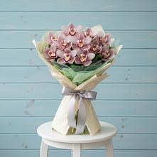 Букет цветов из:  Орхидеи и Розы в Новосолдатке