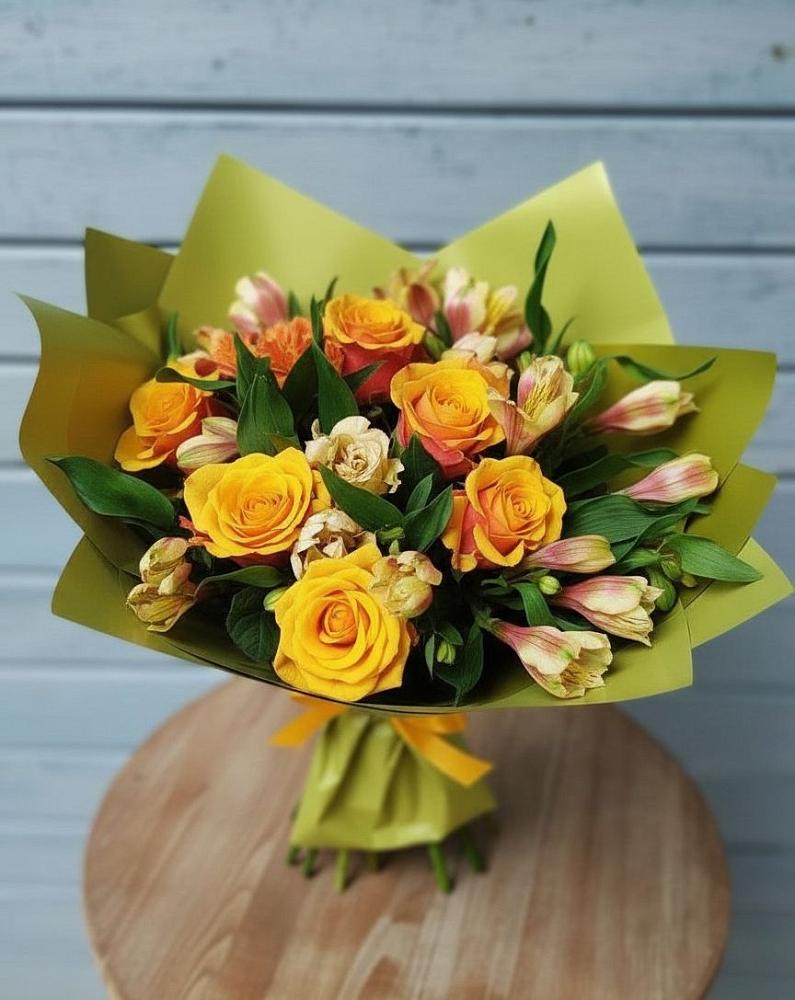 Букет цветов из: Альстромерии и Розы в Новосолдатке