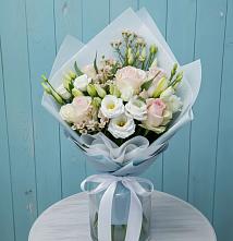 Букет цветов из:  Розы и Лизиантусы #REPLACE_PRED# Новосолдатке