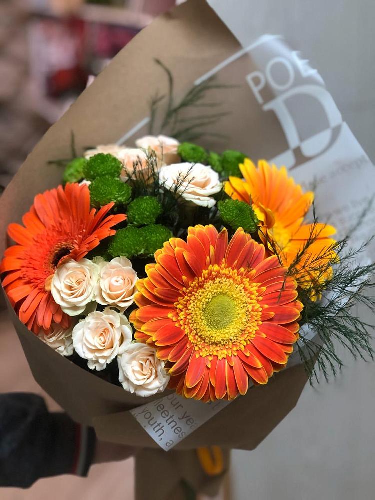 Букет цветов из: Герберы, Хризантемы и Розы в Новосолдатке