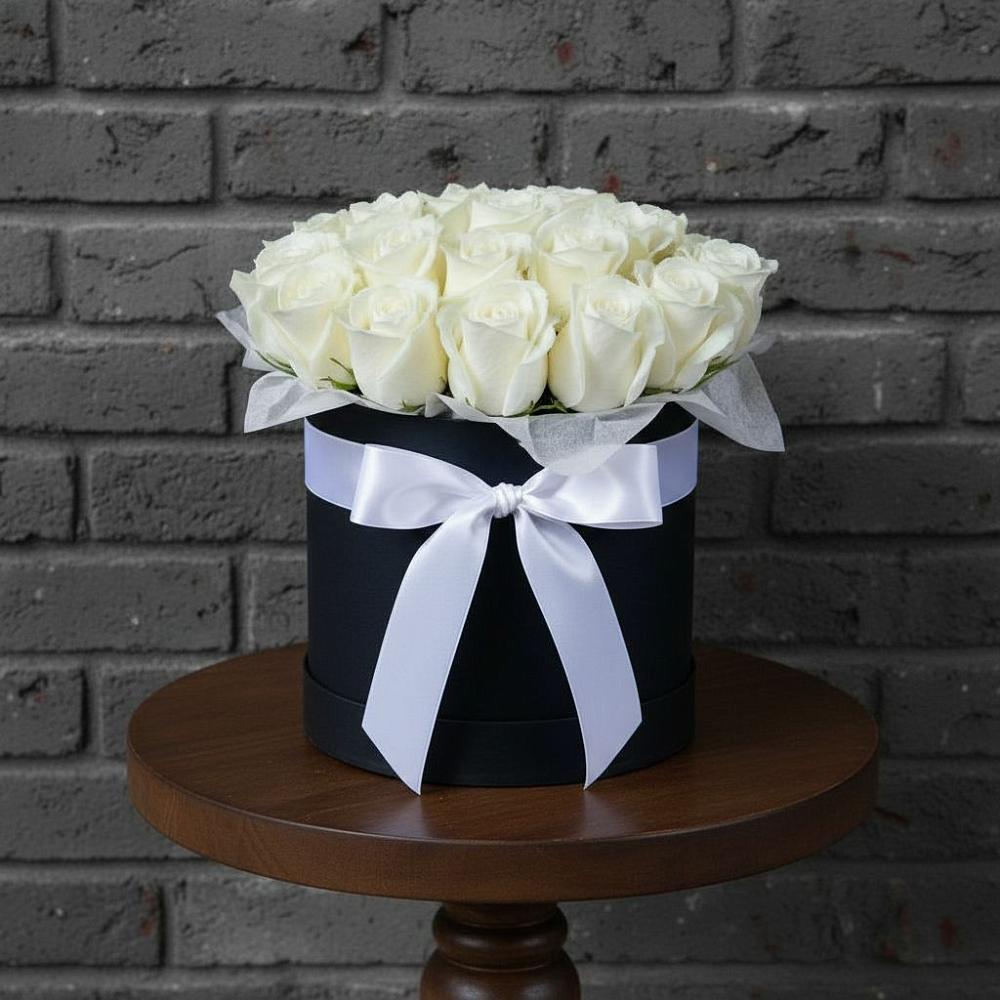 Цветочная композиция из Розы в шляпной коробке в Новосолдатке