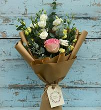Букет цветов из:  Розы и Лизиантусы #REPLACE_PRED# Новосолдатке