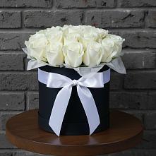 Цветочная композиция из Розы в шляпной коробке в Новосолдатке